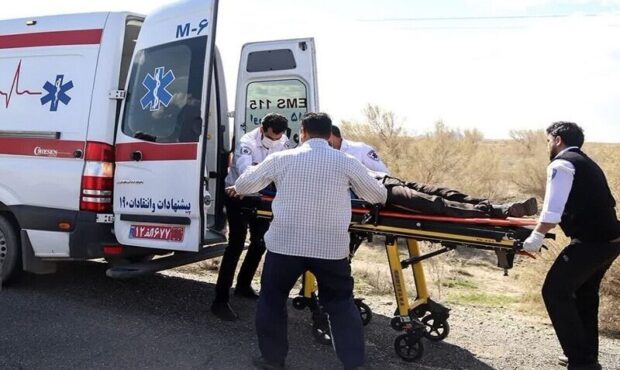 واژگونی نیسان‌وانت کارگران فصلی در شاهرود: یک کشته و ۱۷ زخمی + تصاویر