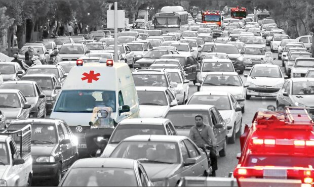 آمبولانس در ترافیک: هر ثانیه، مرز باریک بین زندگی و مرگ