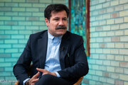انتقاد معاون پزشکیان از تندروها: تناقض در نفی مذاکره و افزایش انتظارات اقتصادی در شرایط جنگی