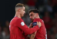 رونالدو بازوبند را به فرناندز سپرد و مورد تشویق هواداران پرتغال قرار گرفت
