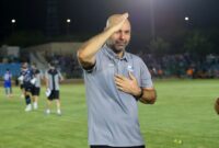 بازیکن باید احساساتش را نشان دهد، نه فقط به مسائل مالی فکر کند