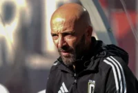 برادر گونزالو هیگواین به‌دلیل رفتار زن‌ستیزانه با داور زن از MLS اخراج شد