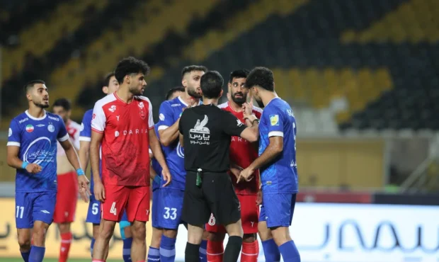 مدافع پرسپولیس عارف را به خون کشید